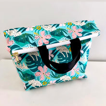 Load image into Gallery viewer, Paradise Print Lunch Tote
