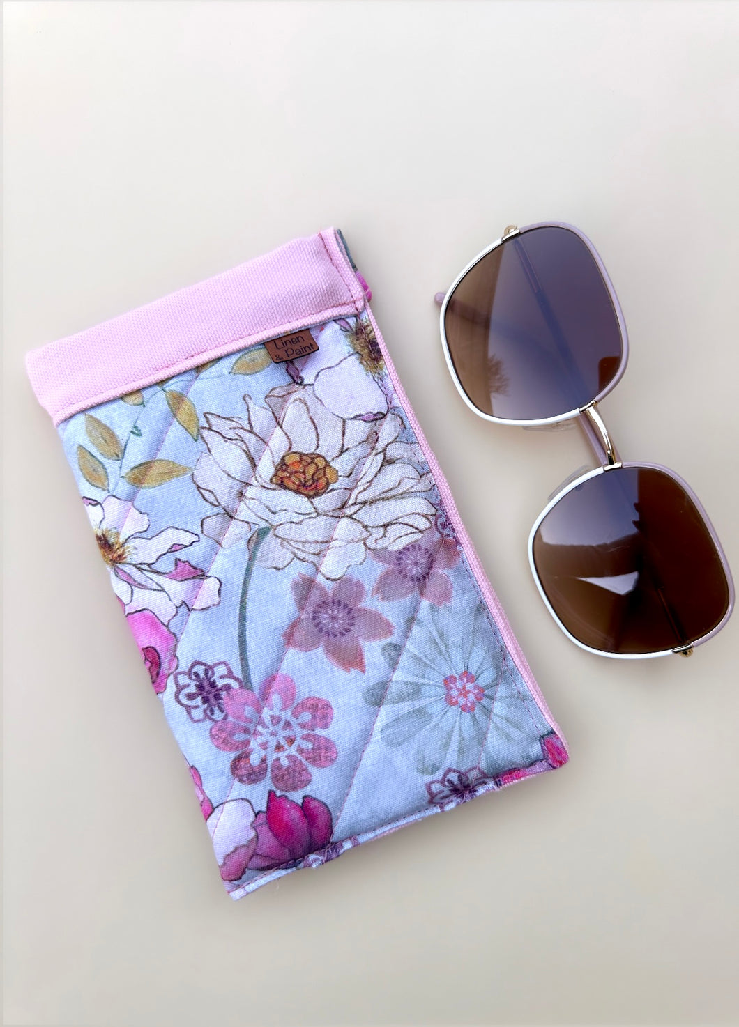 Poppy Floral Sunnies Sleeve