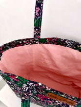 Load image into Gallery viewer, Pink Bloom Fancy Tote
