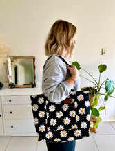 Load image into Gallery viewer, Daisy Fancy Tote
