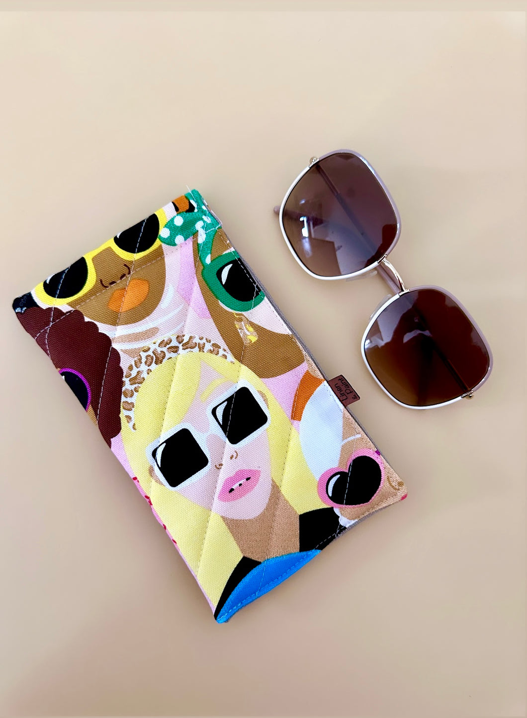 Ladies Who Lunch Sunnies Sleeve