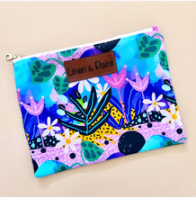 Load image into Gallery viewer, Aqua Garden Zipper Clutch
