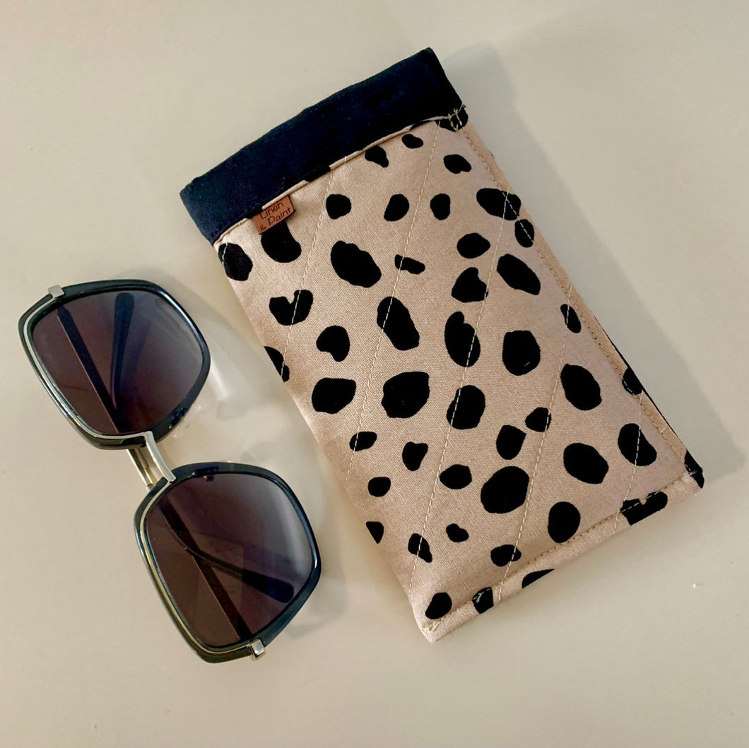 Leopard Sunnies Sleeve