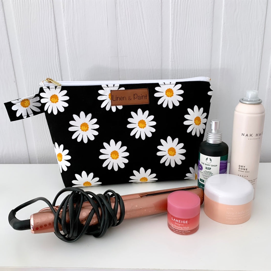 Daisy Cosmetics Tote