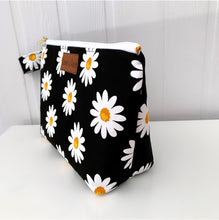 Load image into Gallery viewer, Daisy Cosmetics Tote
