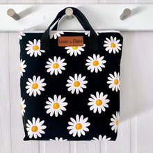 Load image into Gallery viewer, Daisy Lunch Tote
