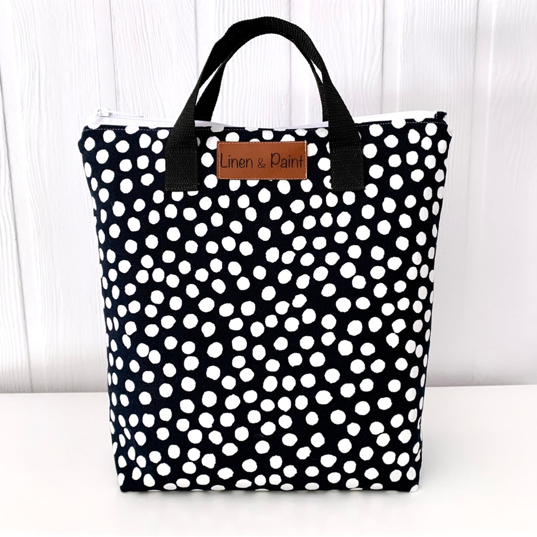 Navy Circle Lunch Tote