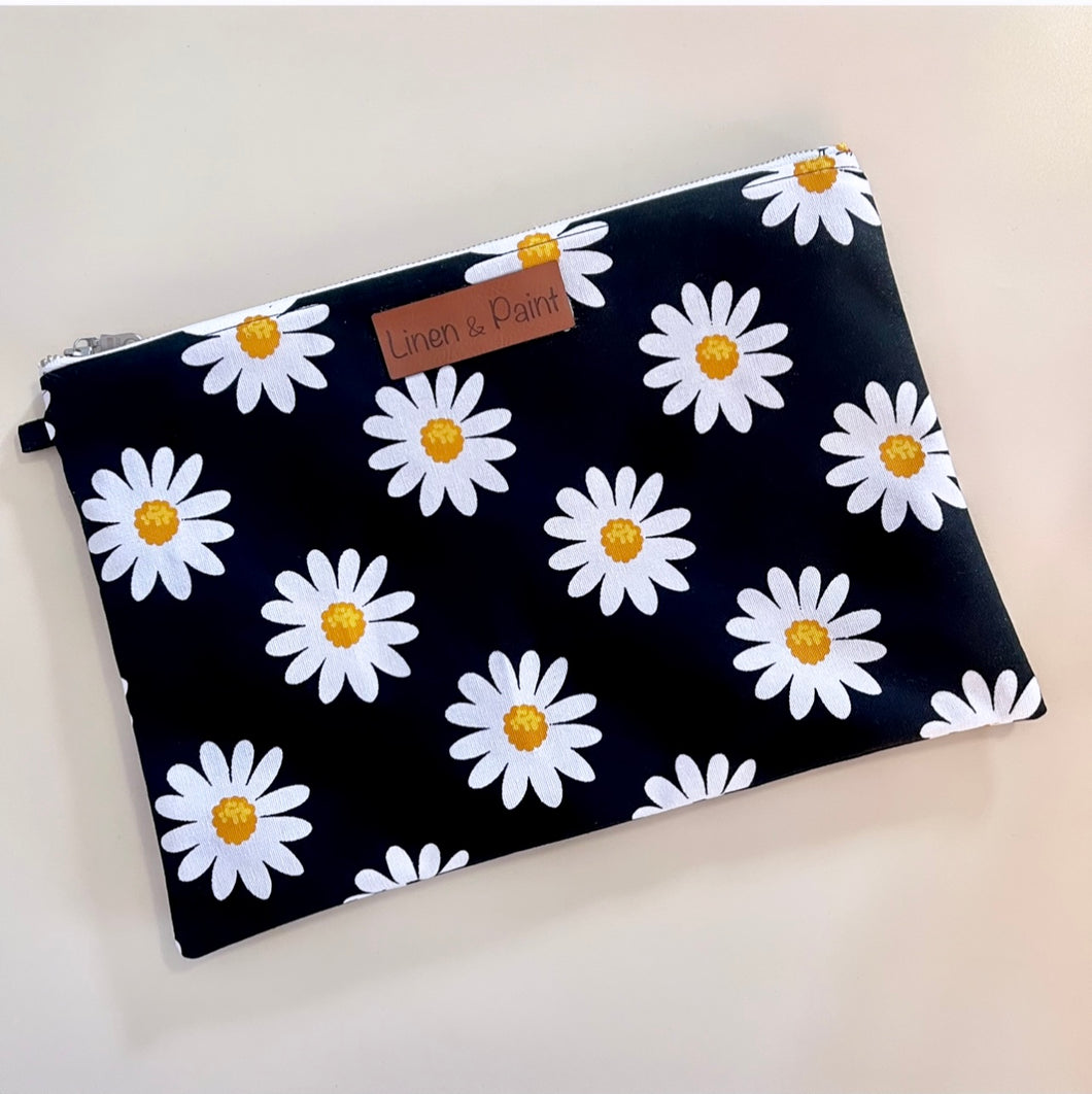 Daisy Zipper Clutch