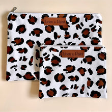 Load image into Gallery viewer, White Leopard Zipper Clutch
