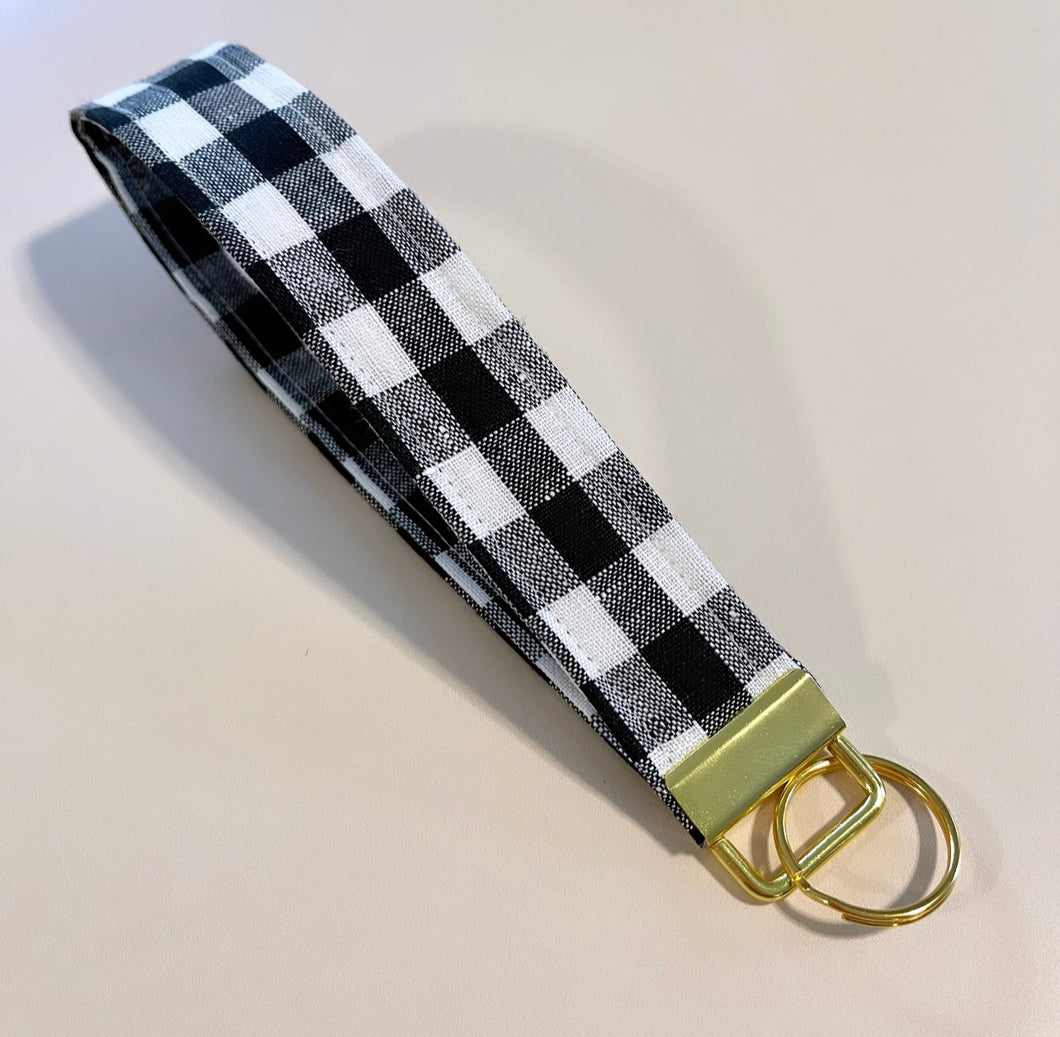 Gingham Key Wristlet