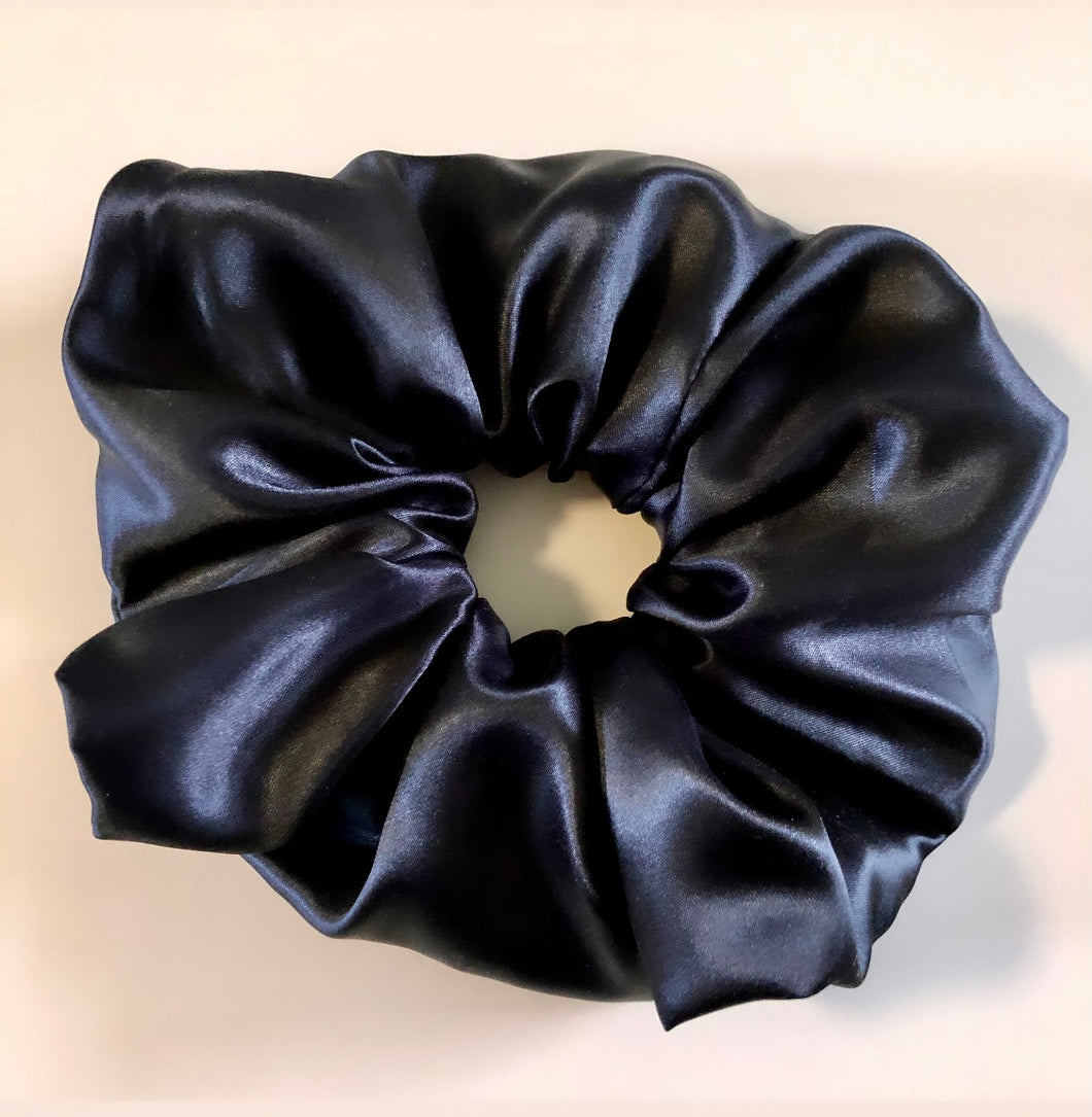 Satin Scrunchie Black